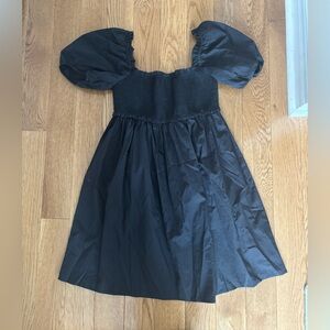 Aritzia Black puff sleeve mini Poplin Dress